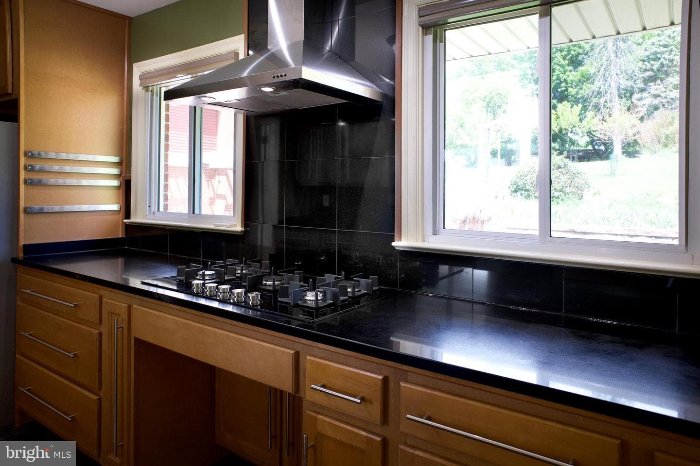 4200 Mcintosh Road photo 18