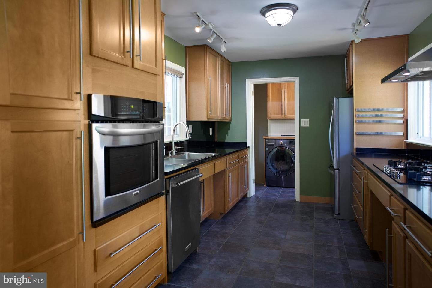 4200 Mcintosh Road photo 19