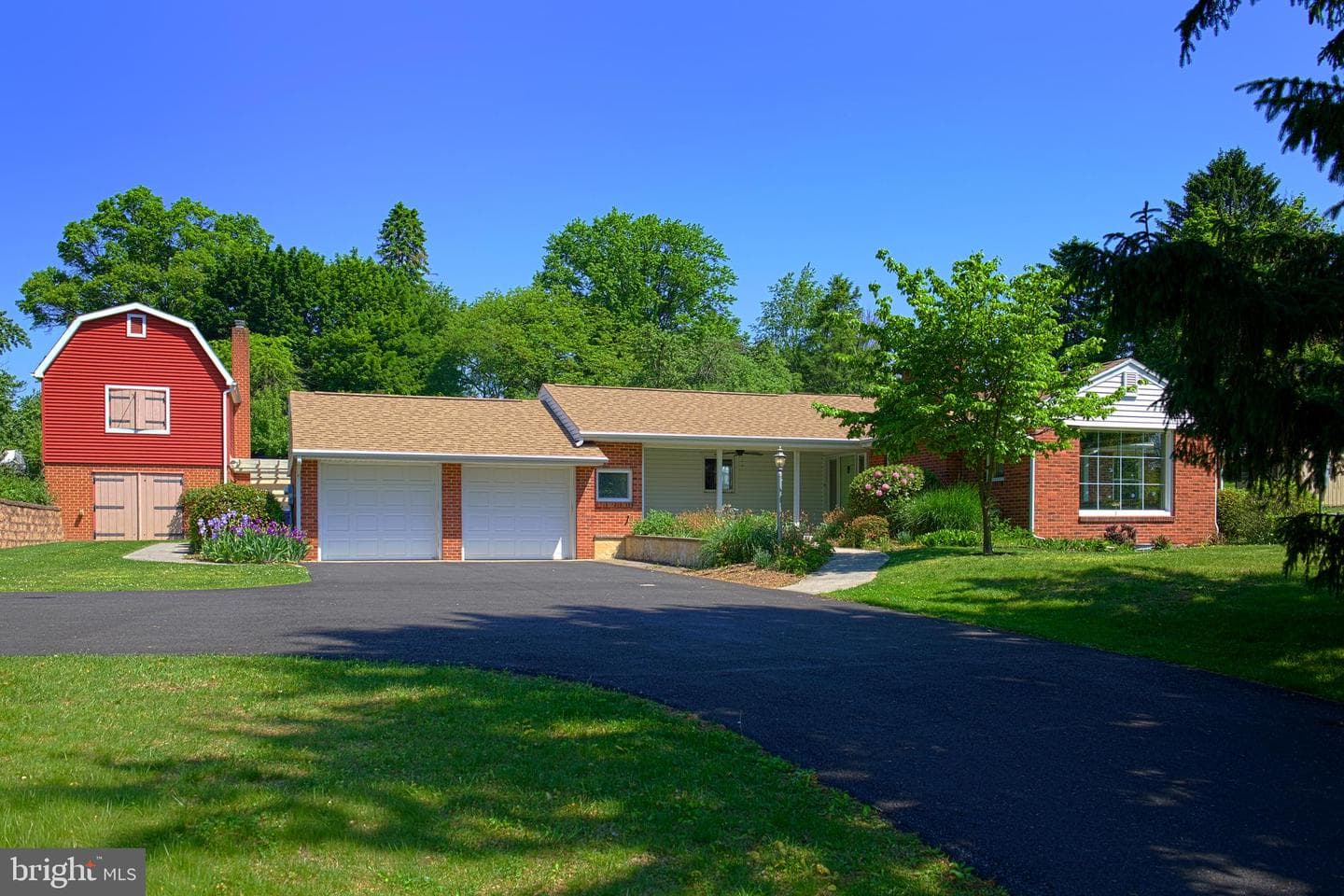 4200 Mcintosh Road photo 2
