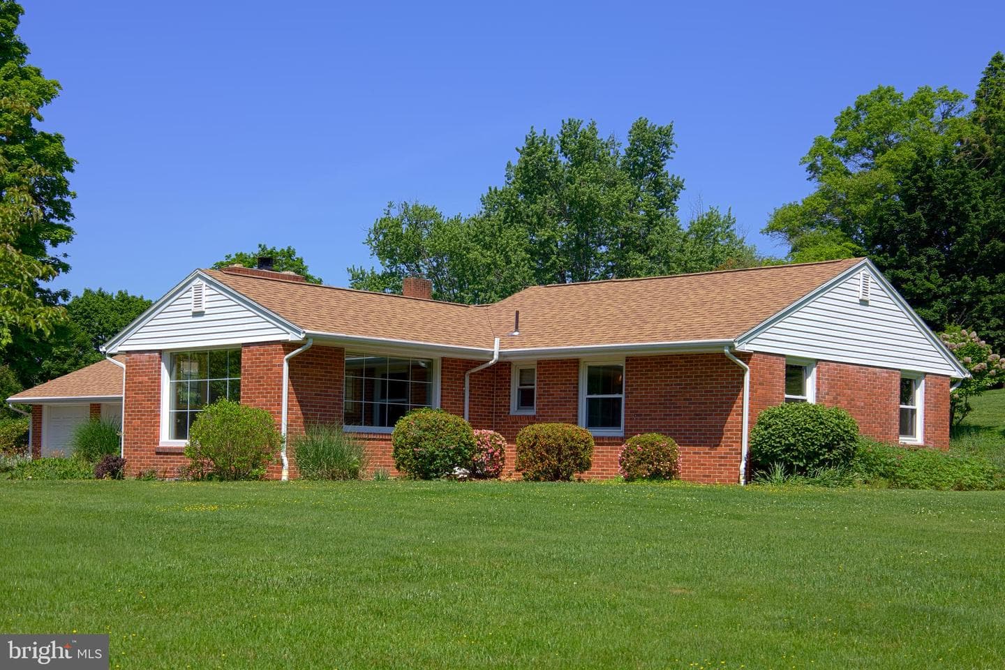 4200 Mcintosh Road photo 3
