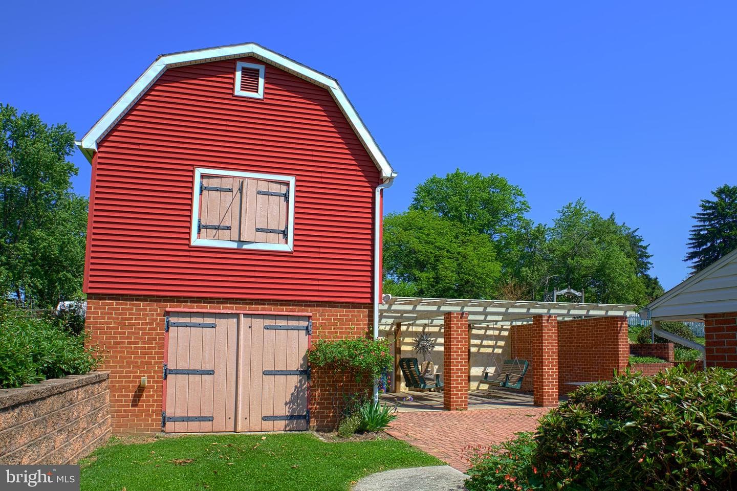 4200 Mcintosh Road photo 6