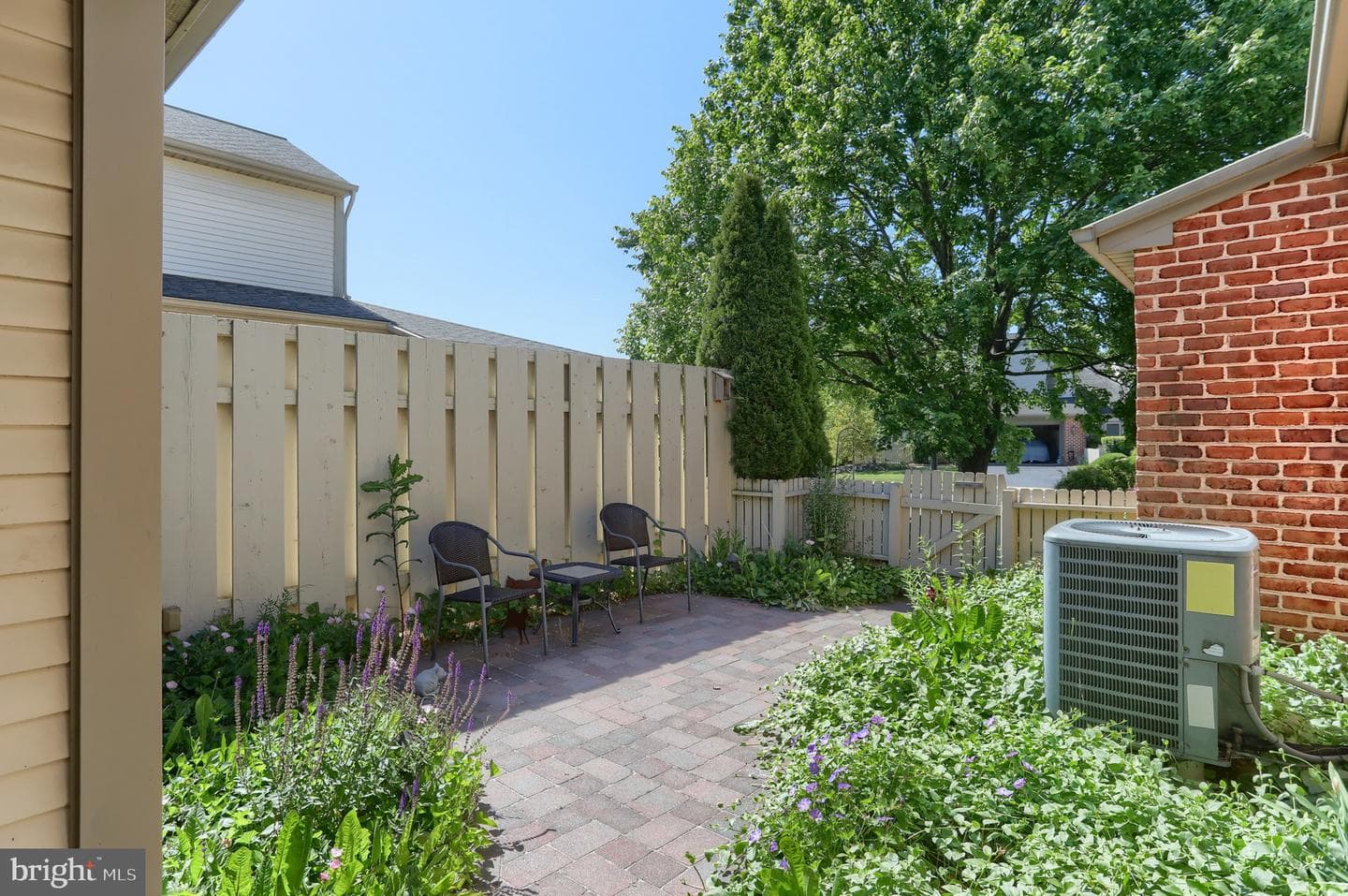 29 Cambridge Drive photo 6