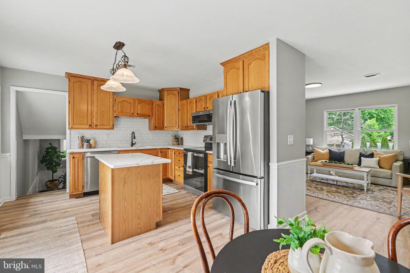 5577 Edsel Street photo 4