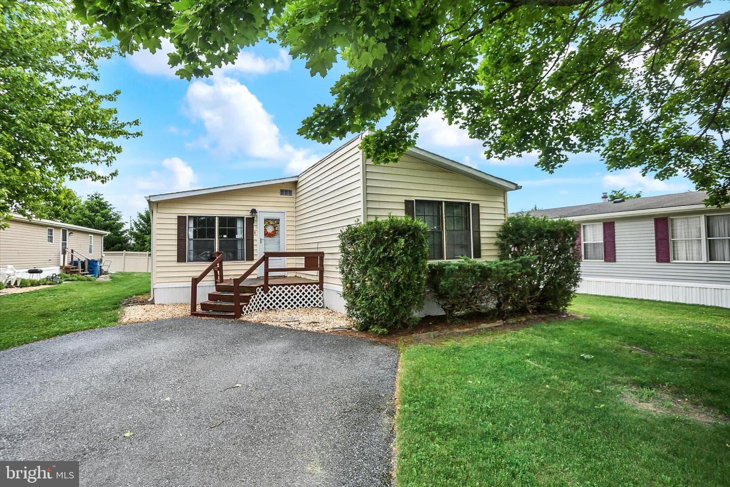10 Meadow Run Place