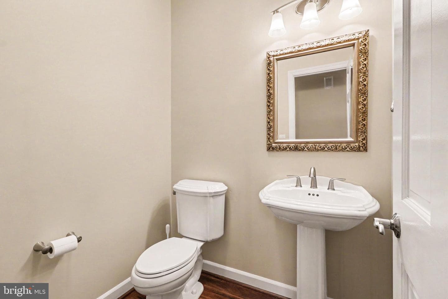 1071 Knoll Drive photo 10