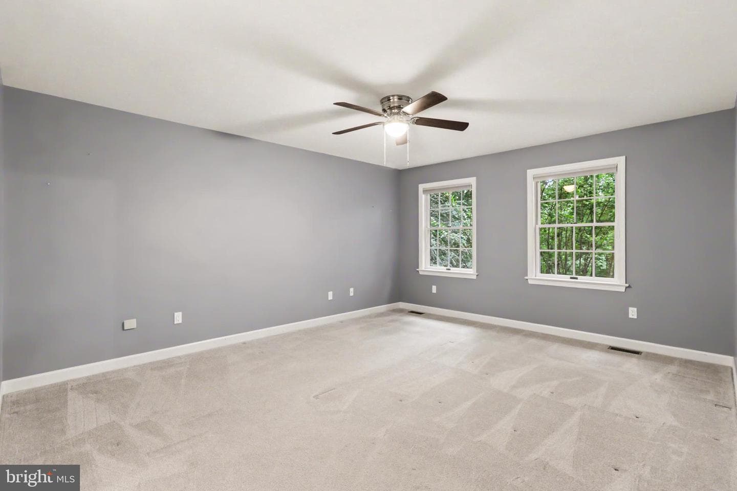 1071 Knoll Drive photo 12