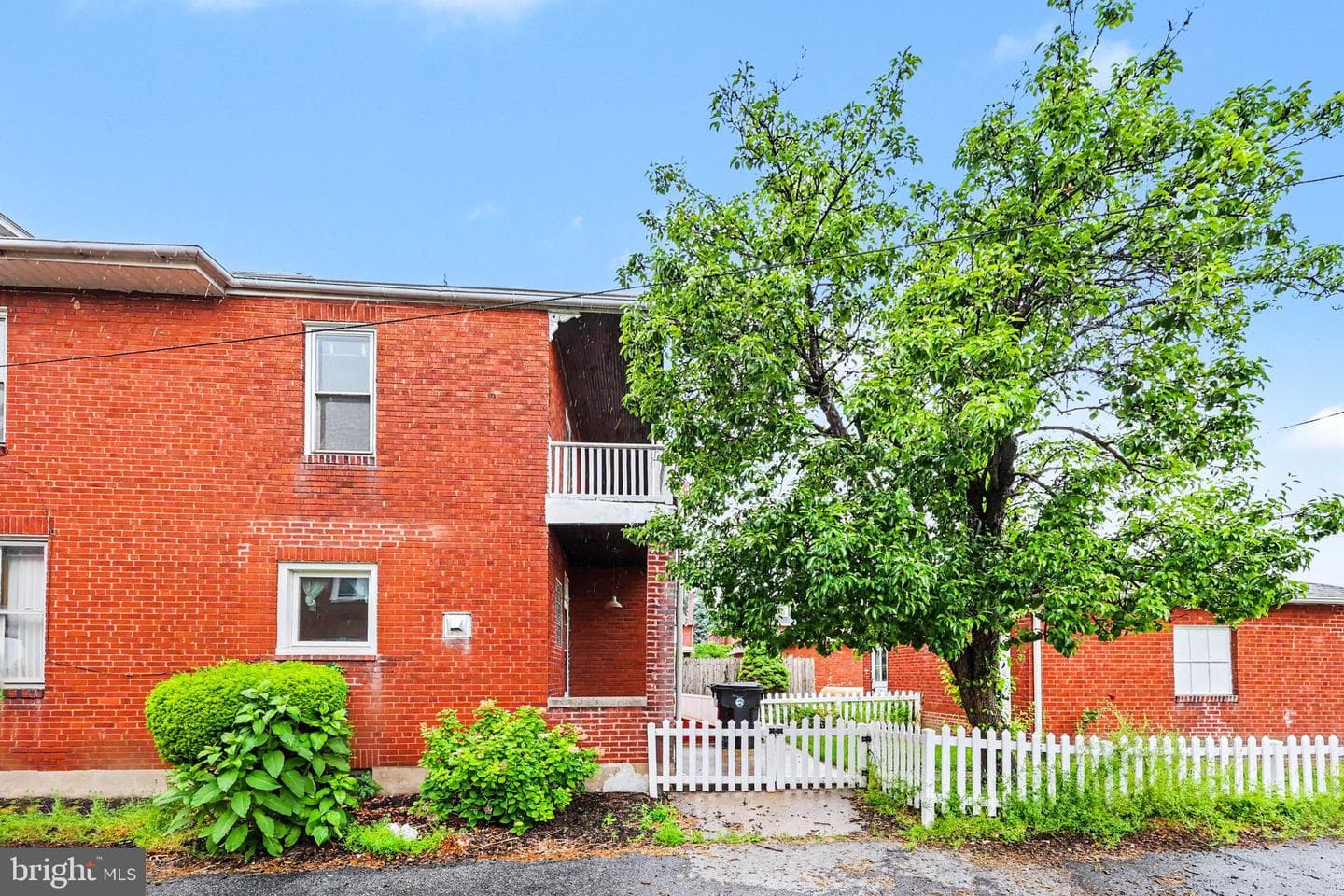 508 Graham Street photo 35