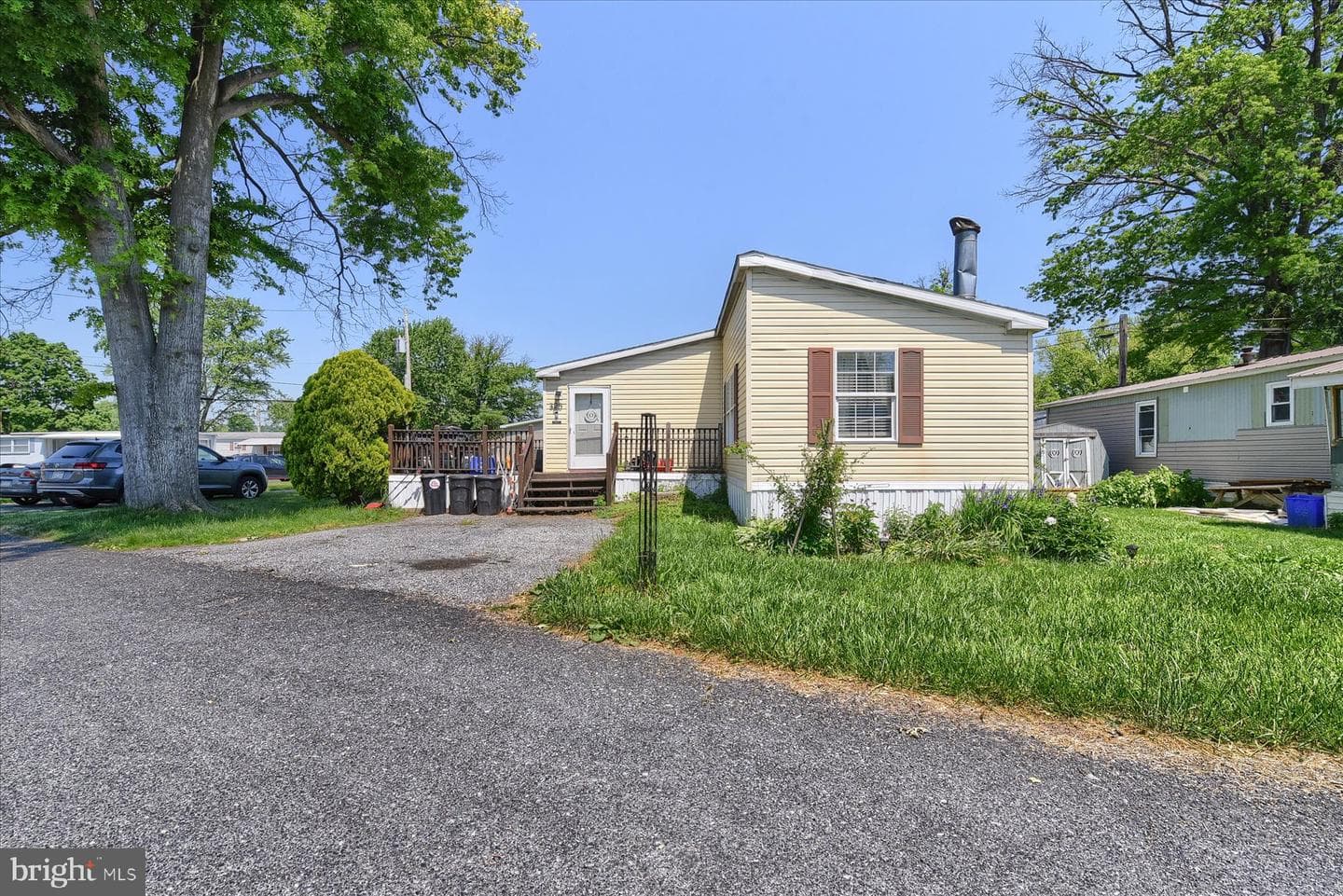 320 Caravan Ct photo 24