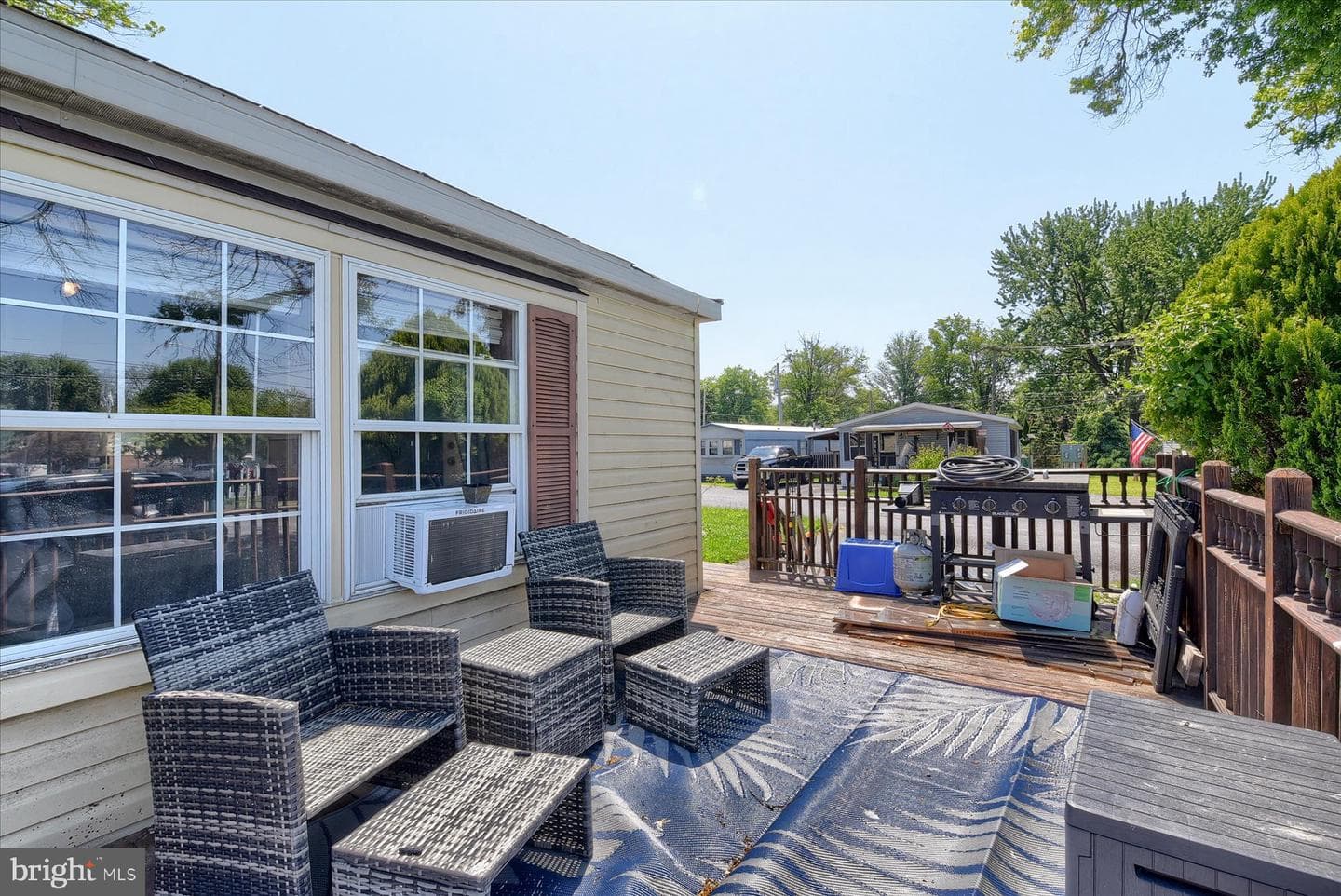 320 Caravan Ct photo 4