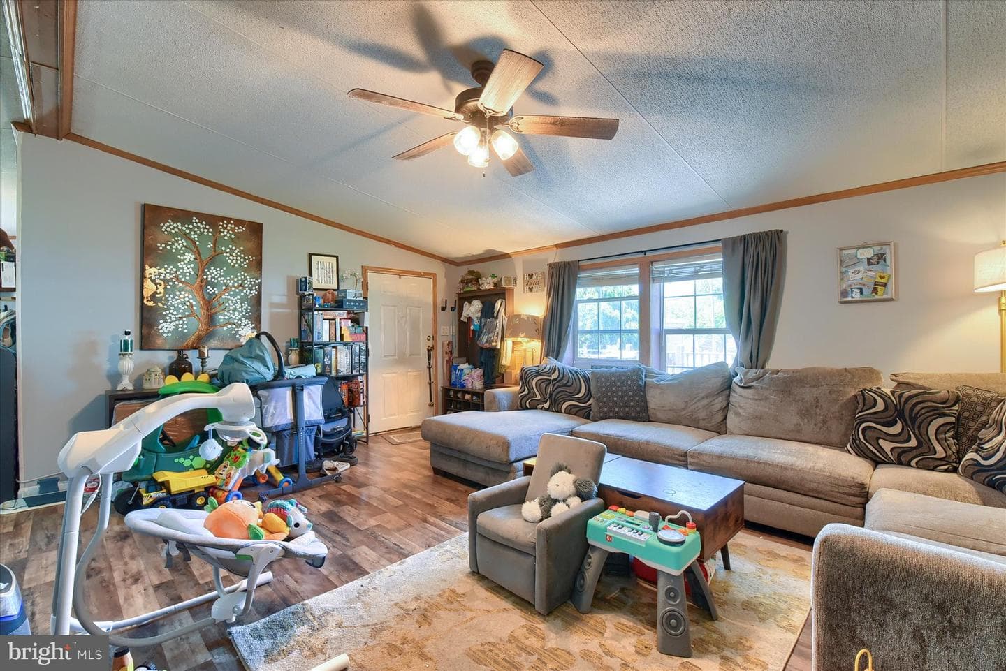 320 Caravan Ct photo 7