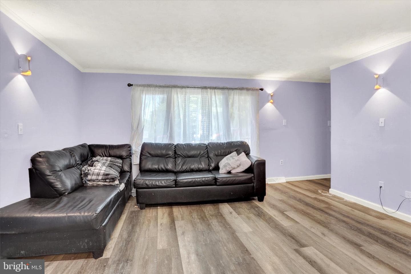 552 Oriole Court photo 7