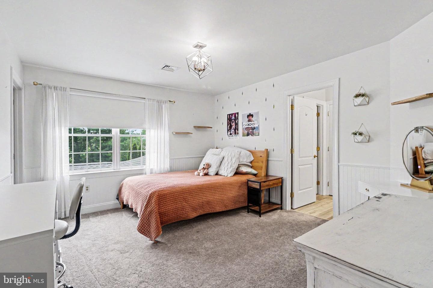 2312 Forest Ln photo 24