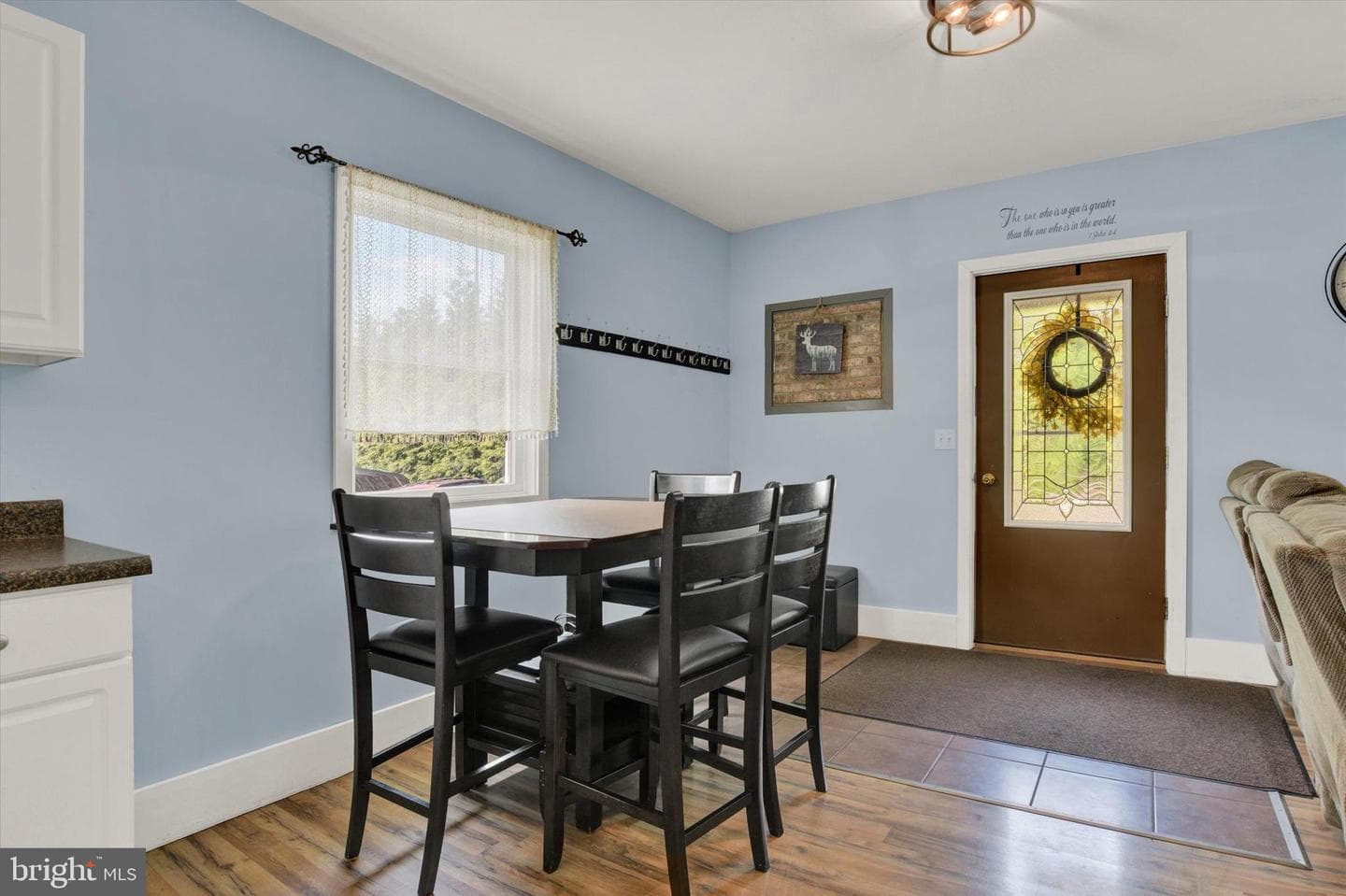 239 Hill Street photo 9