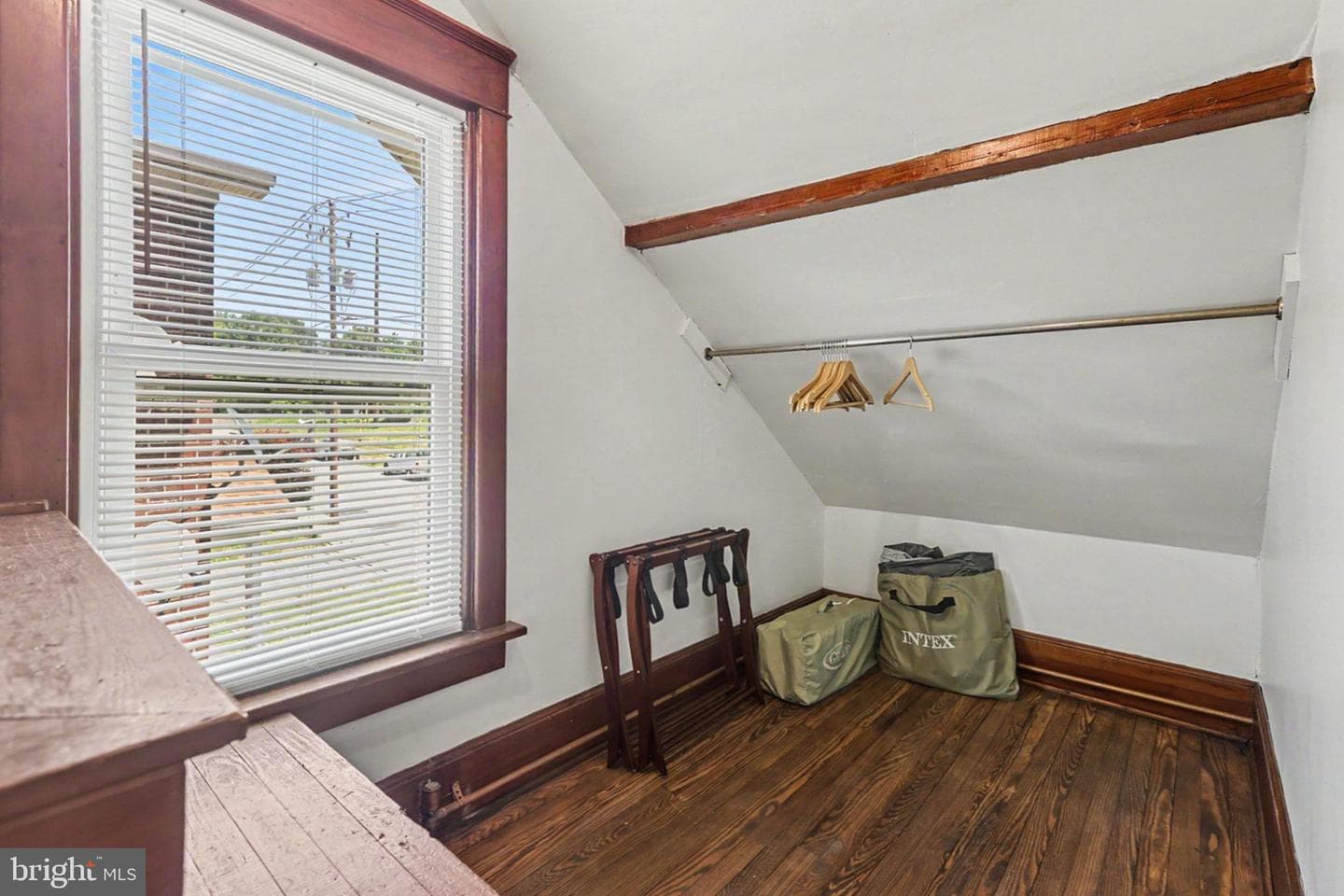 163 E Derry Road photo 20