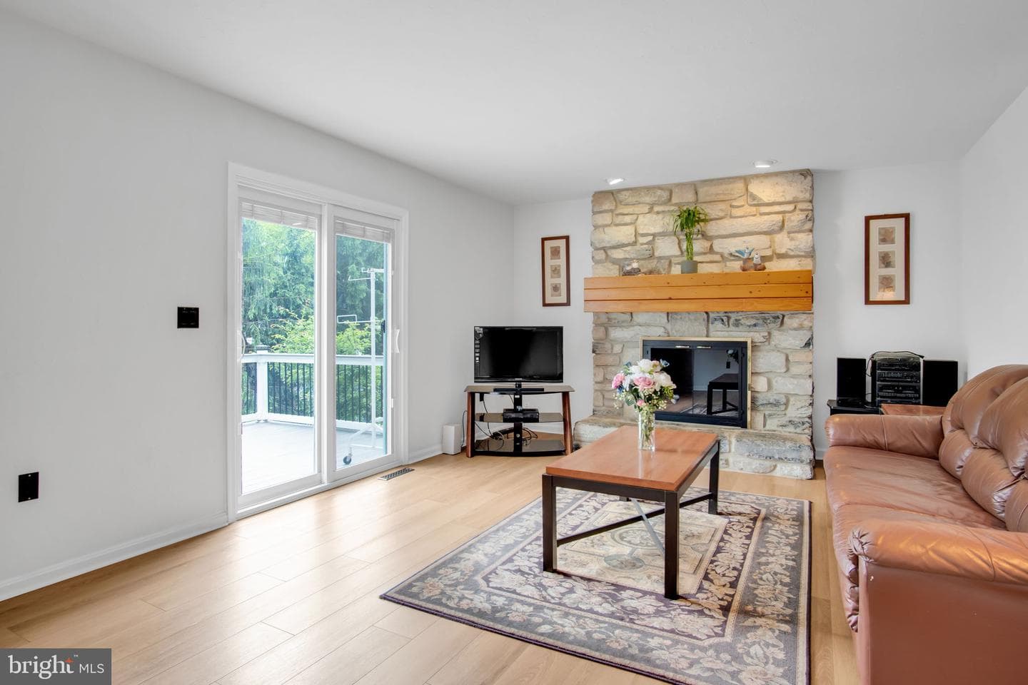 2018 Southpoint Drive photo 10