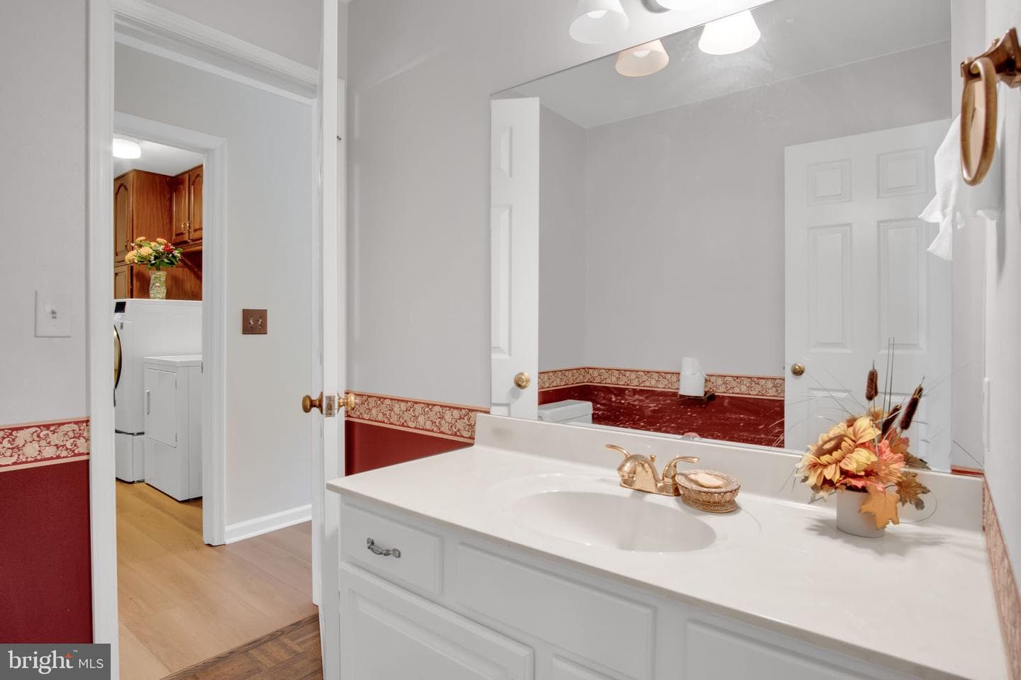 2018 Southpoint Drive photo 19