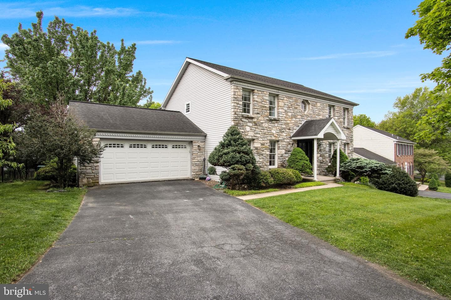 2018 Southpoint Drive photo 3