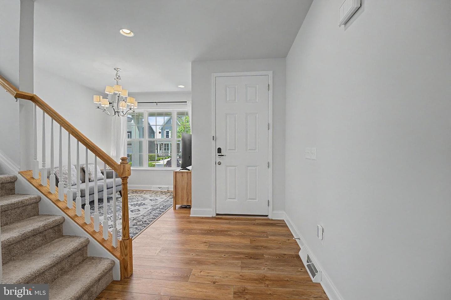 1820 Ethan Drive photo 6