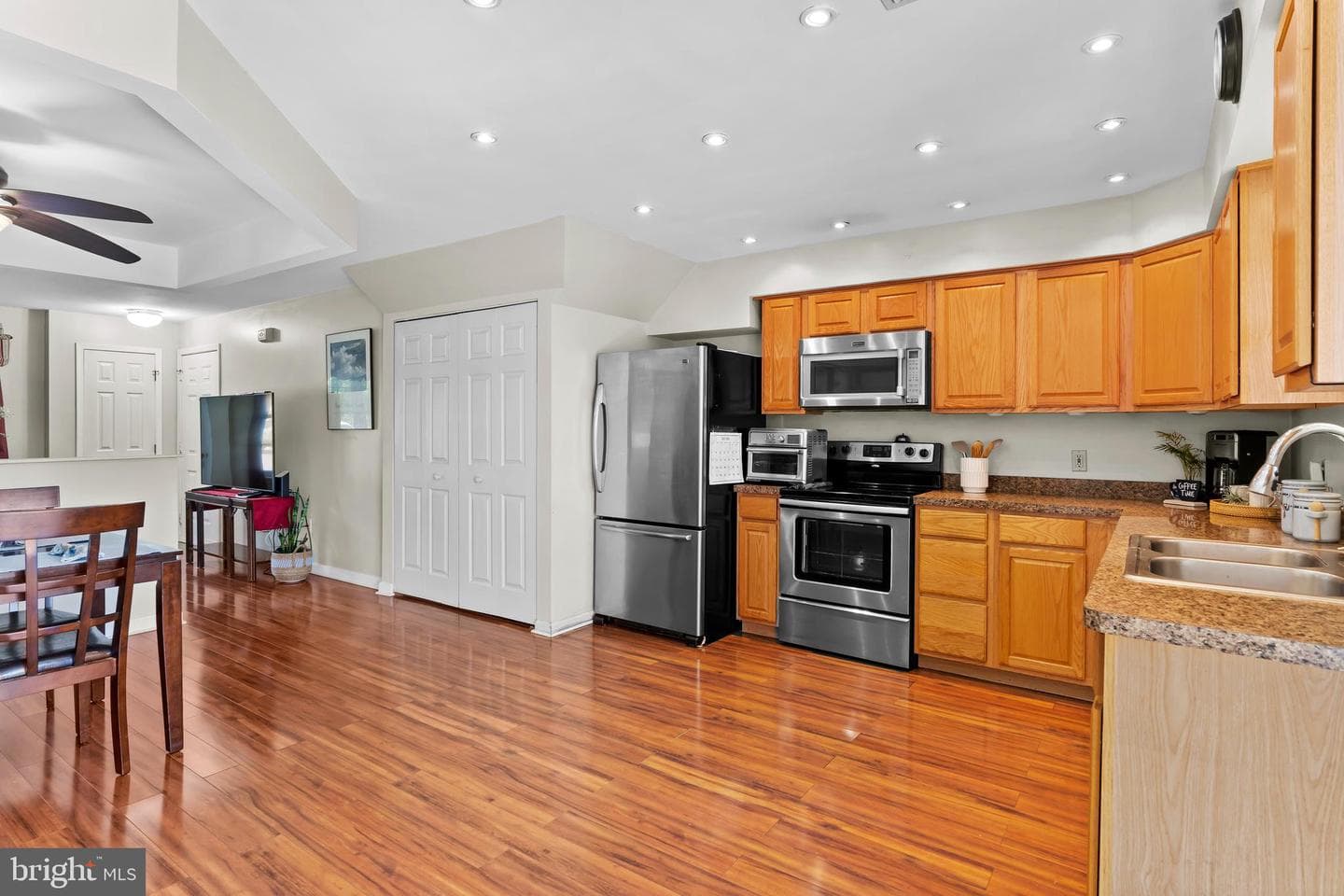128 Hiddenwood Drive photo 13