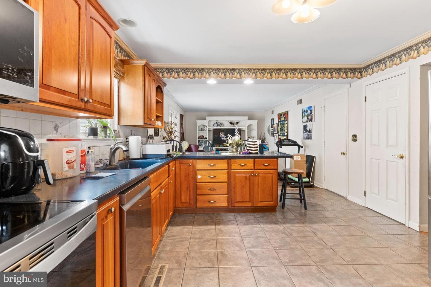 4624 Laurel Ridge Drive photo 9