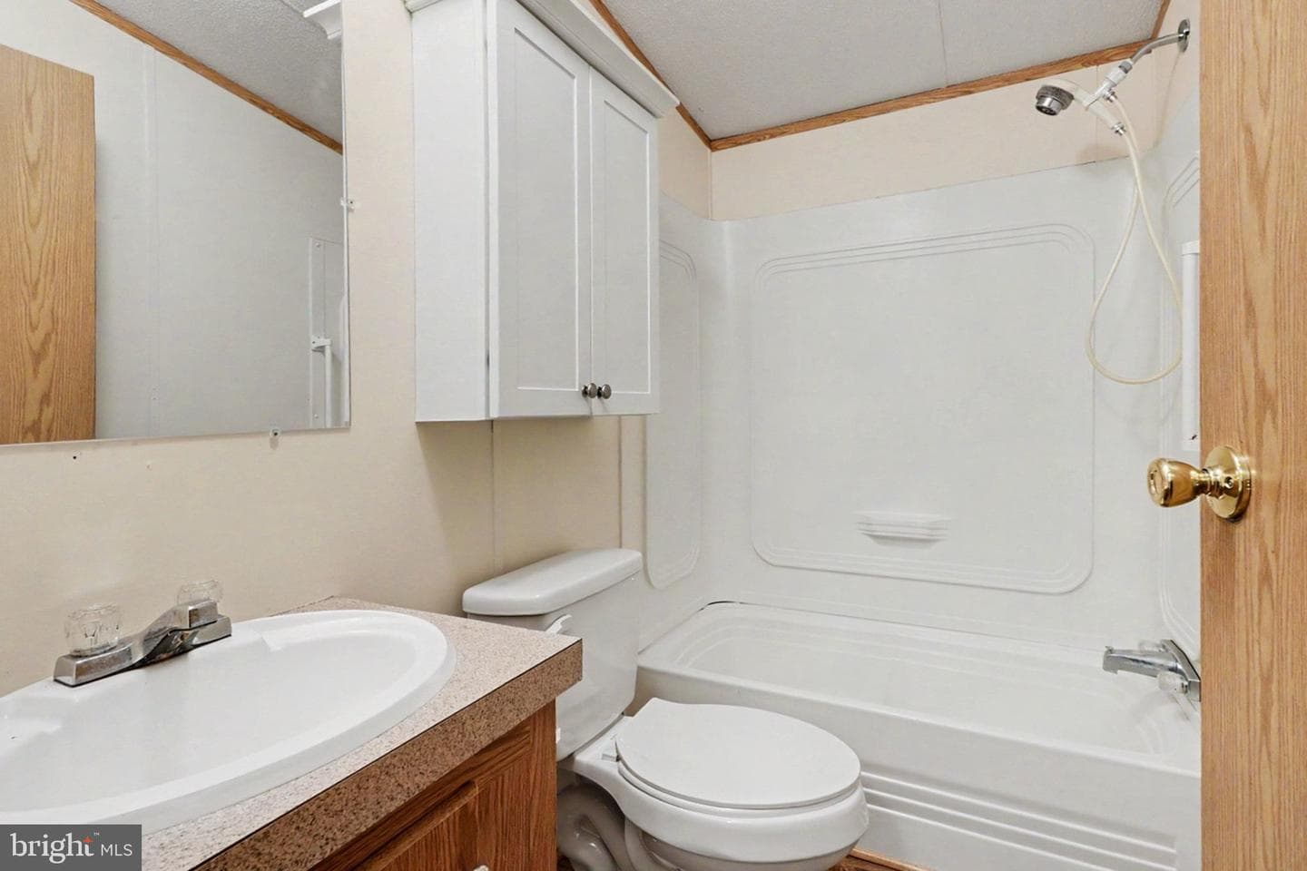 73 S Elmer Avenue photo 8
