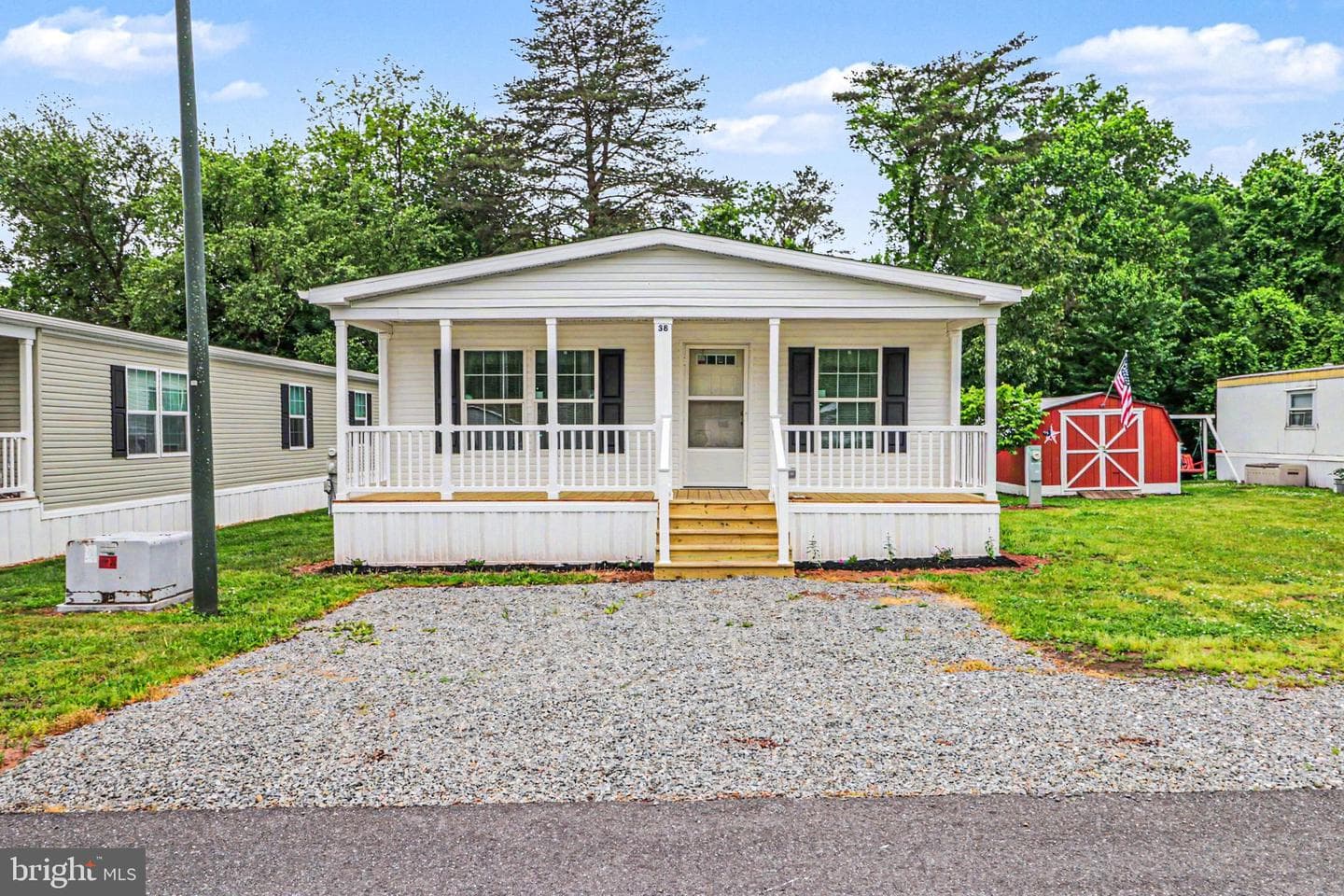 38 S Elmer Avenue photo 15