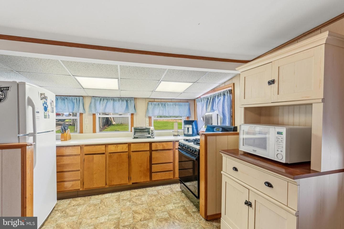 412 Apple Avenue photo 11
