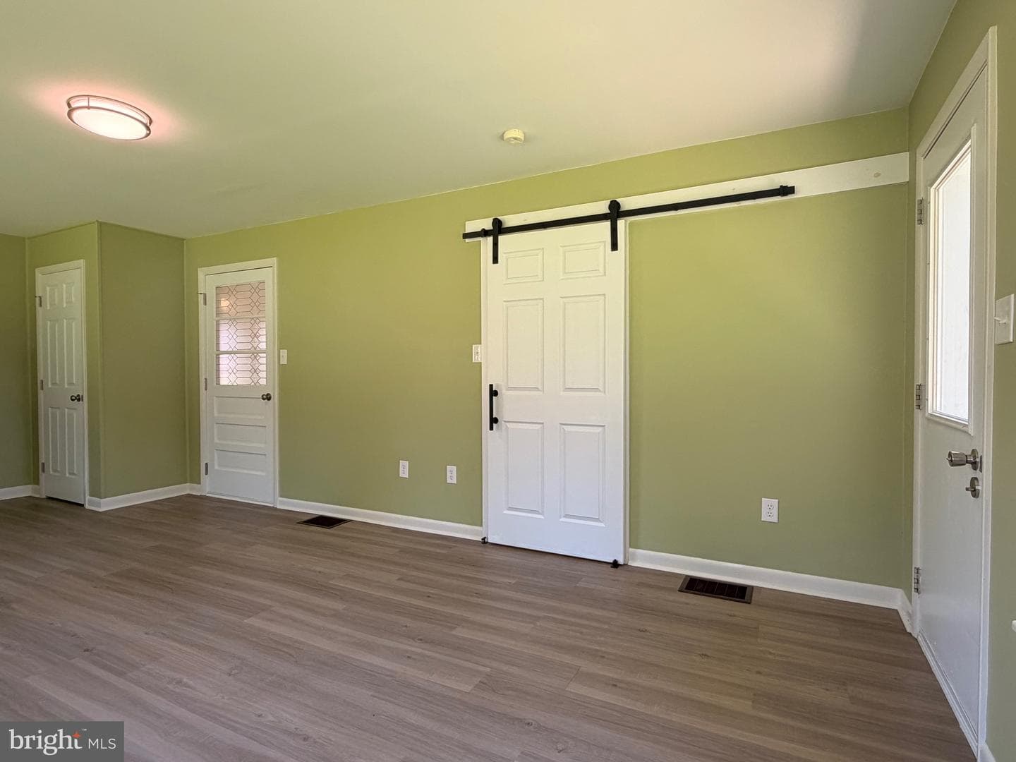 424 N Duke Street photo 30