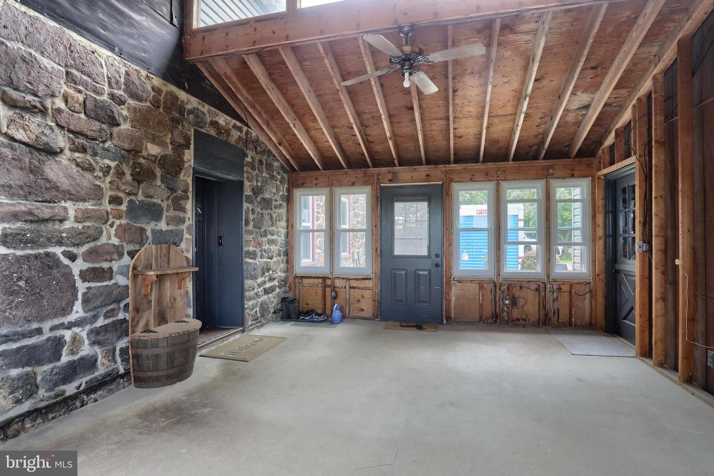 6767 Schoolhouse Road photo 12