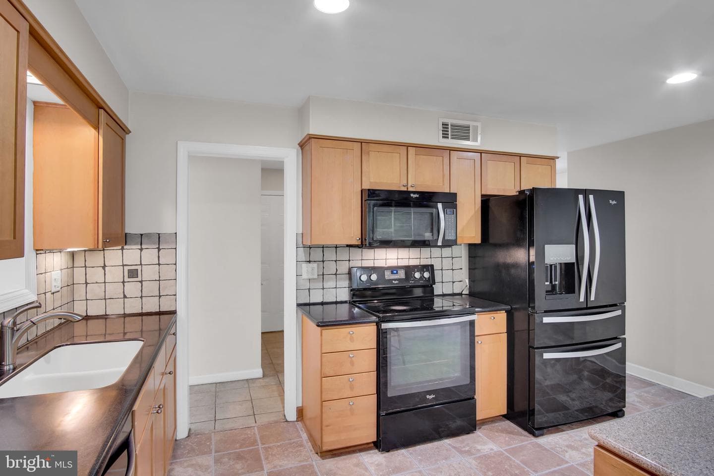 118 Sand Road photo 18
