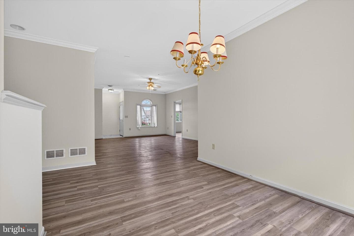 130 Leonard Lane photo 17