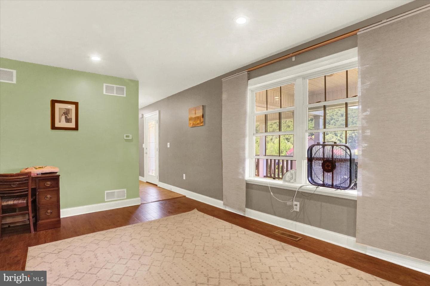 148 Edward Drive photo 12