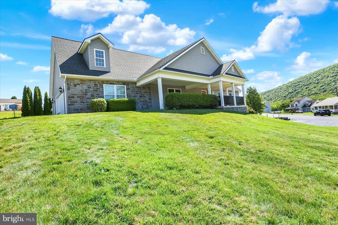 148 Edward Drive photo 6