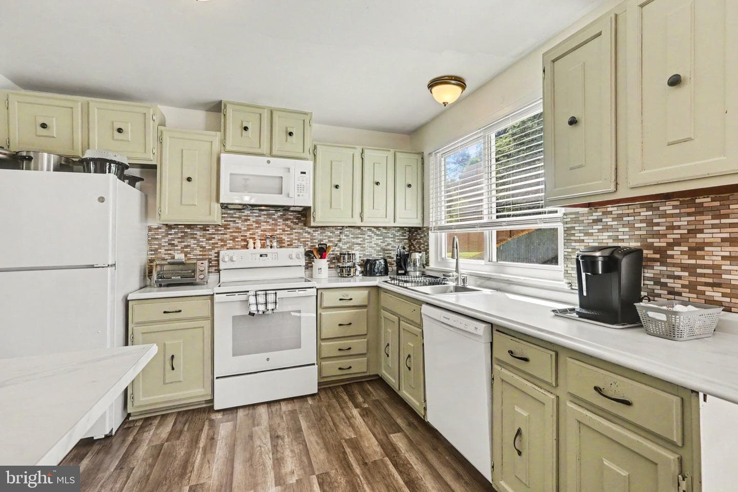 1288 Wandering Way photo 11