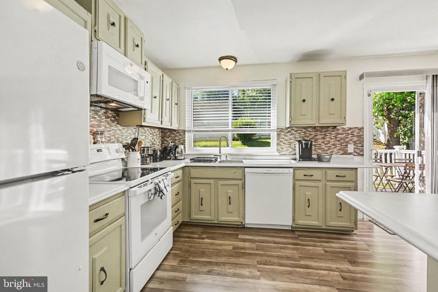 1288 Wandering Way photo 13