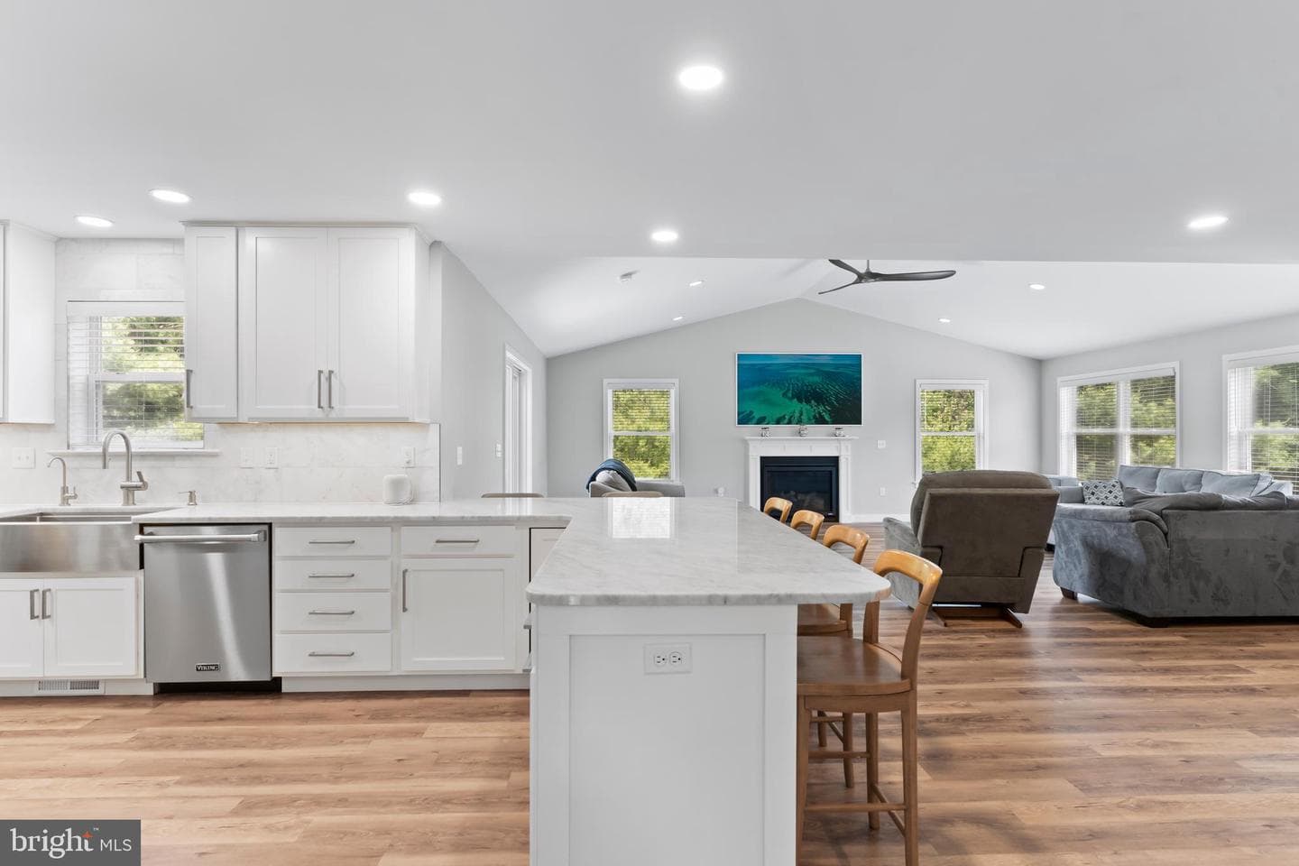1805 Boxwood Cove photo 22