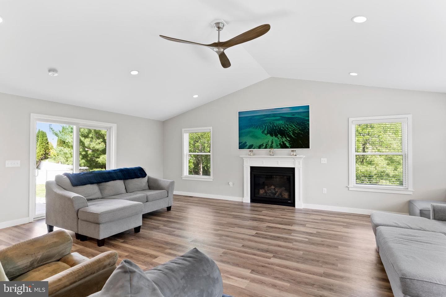 1805 Boxwood Cove photo 27