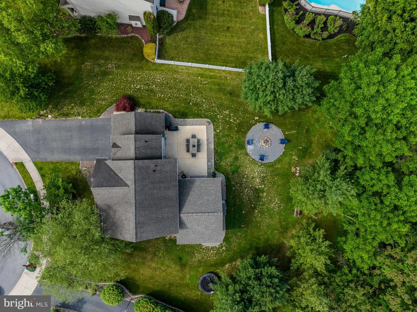 1805 Boxwood Cove photo 29