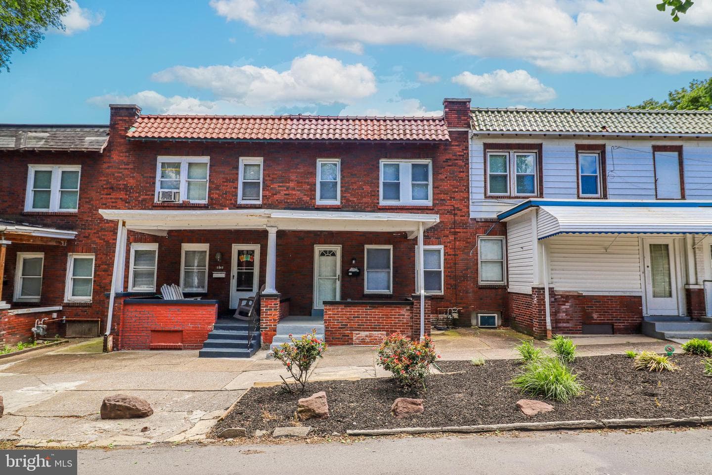 1505 Catherine Street photo 2