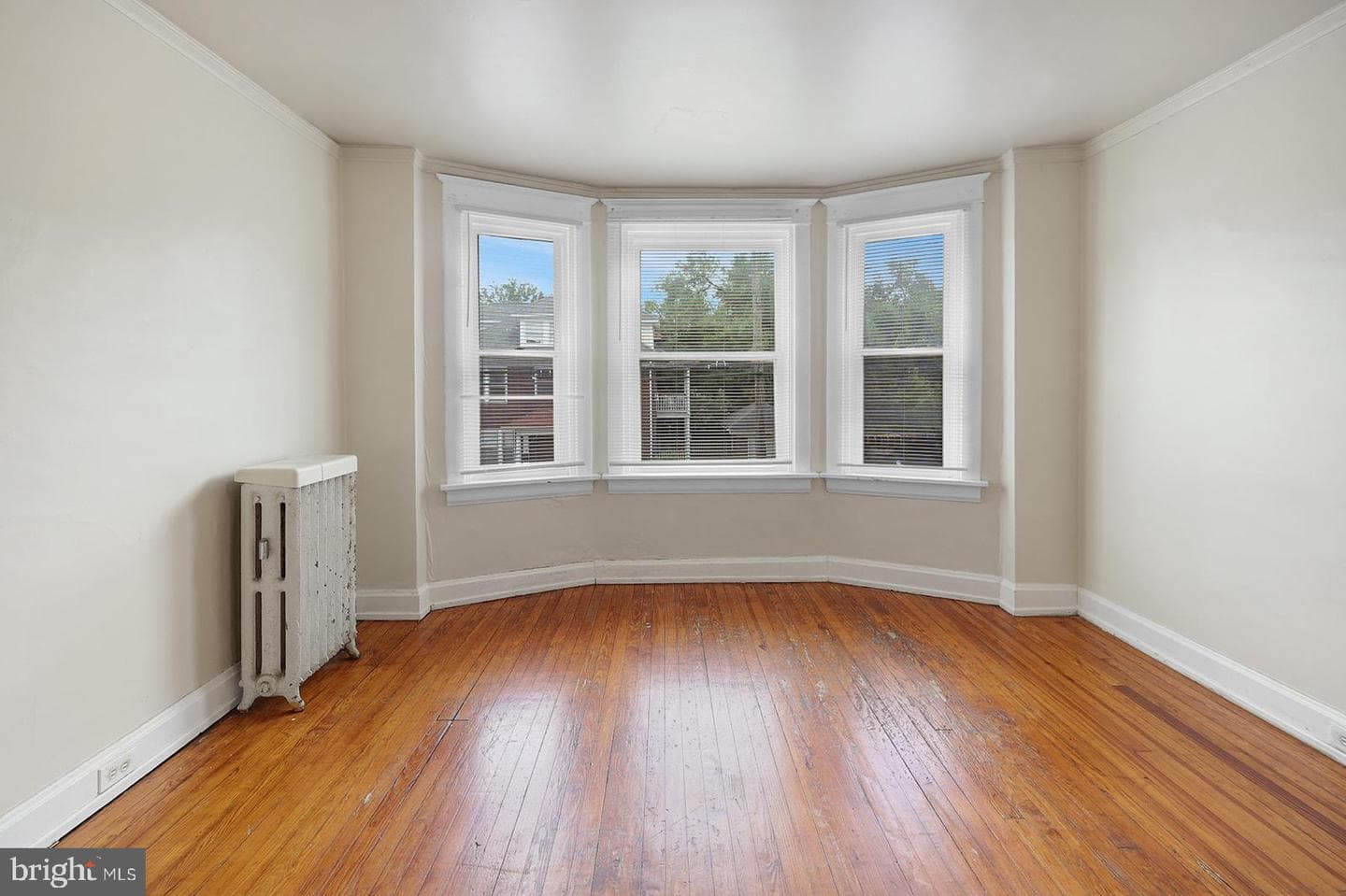 230 Seneca Street photo 21