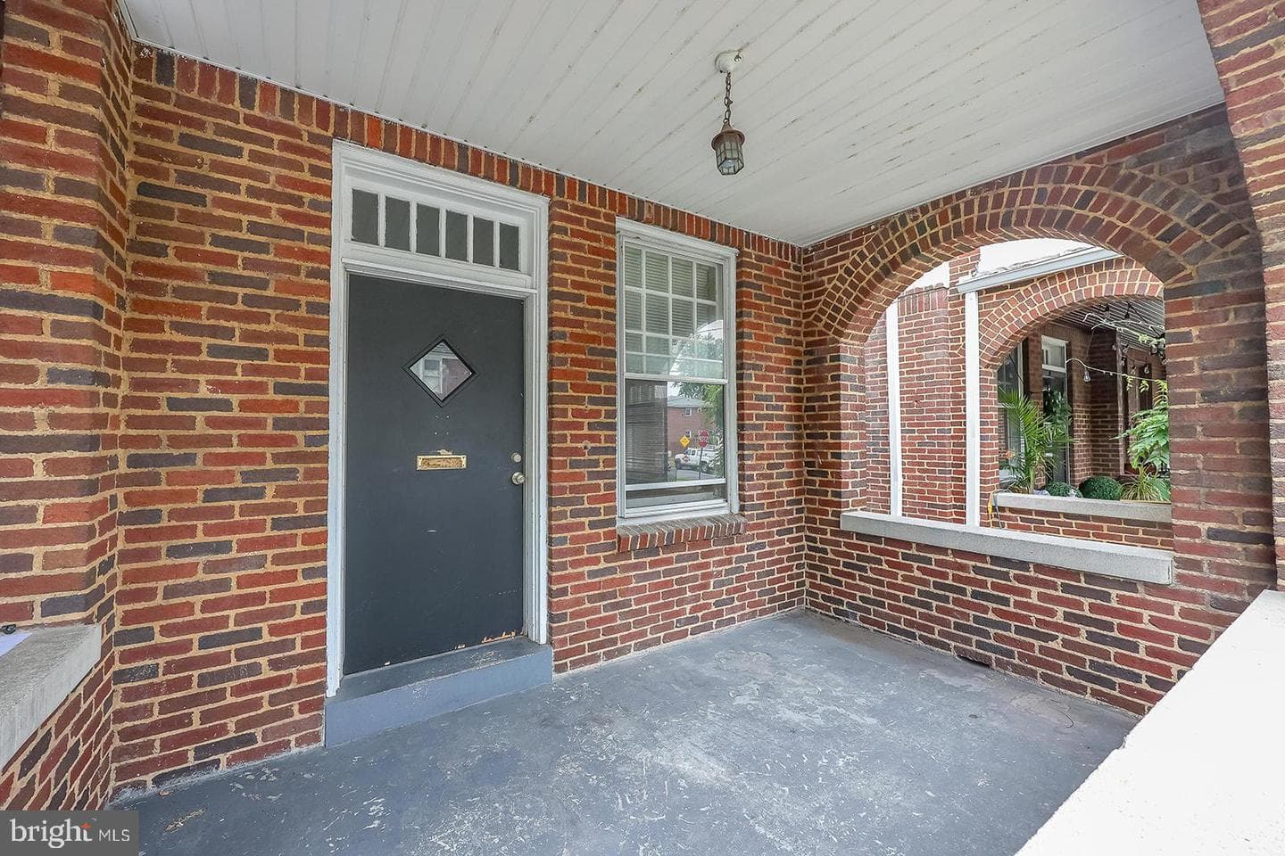 230 Seneca Street photo 4