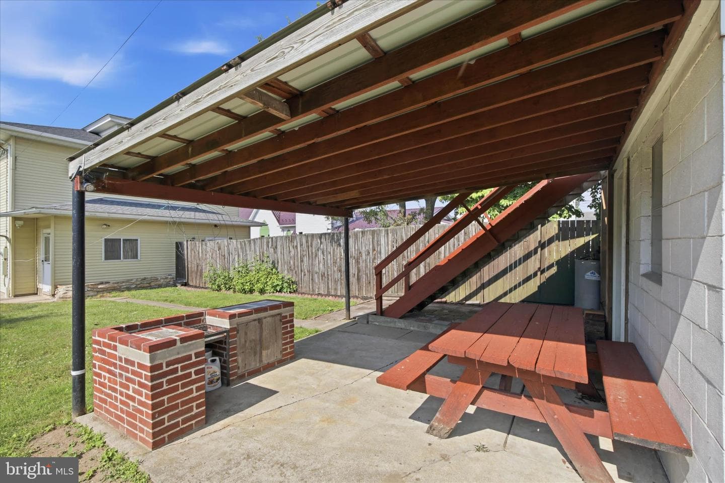 274 Moore Street photo 21