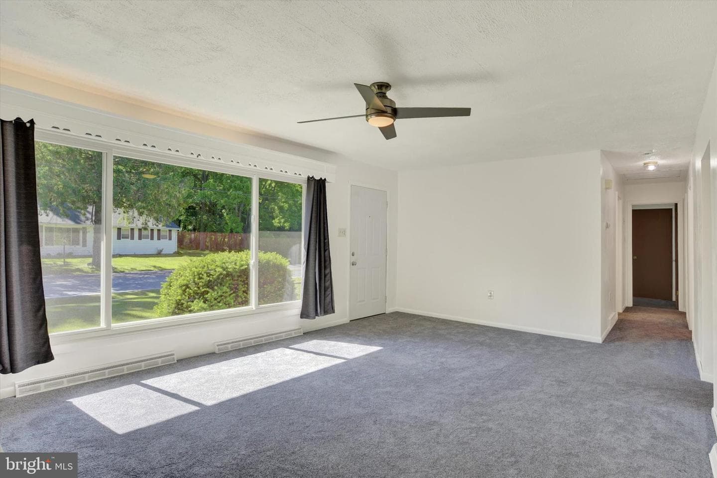 7690 Daniel Drive photo 4