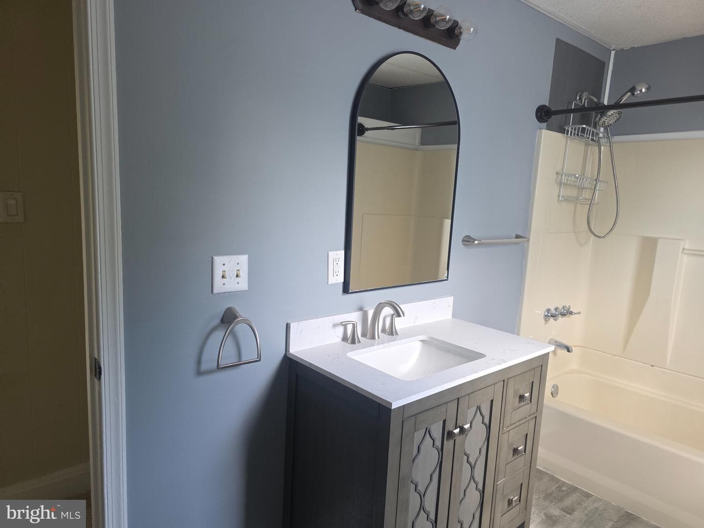 526 Ridge Street photo 7