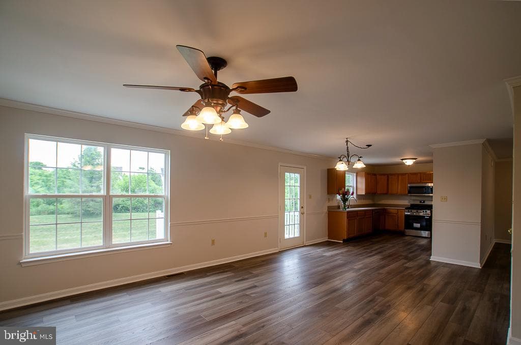 107 Peregrine Lane photo 13