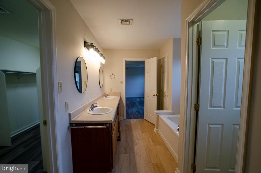 107 Peregrine Lane photo 26