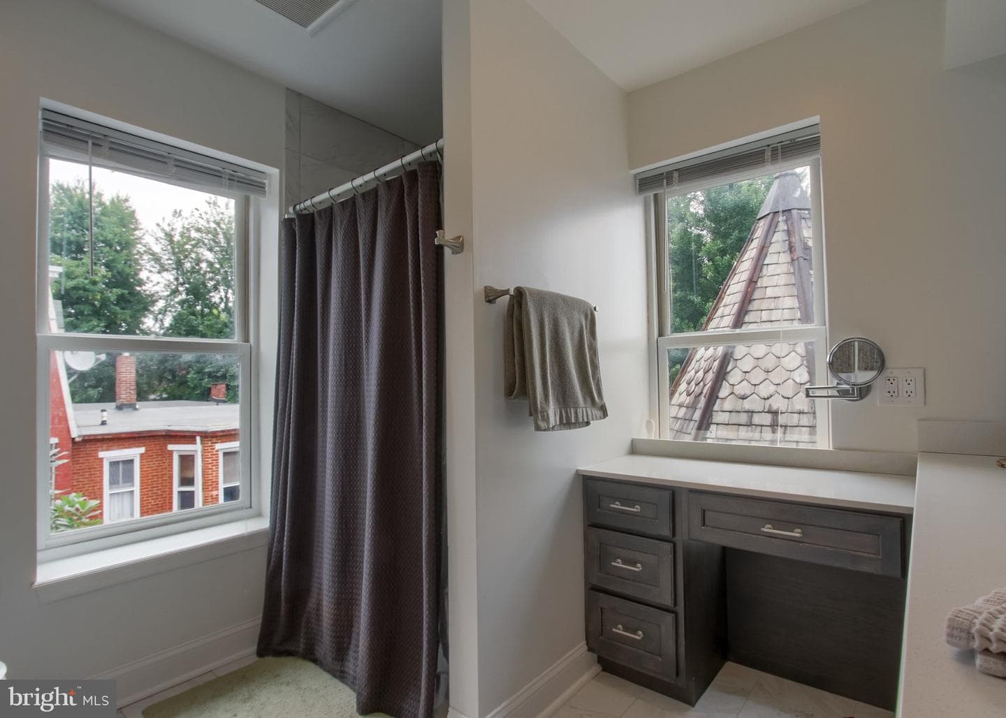205 Harris Street photo 31