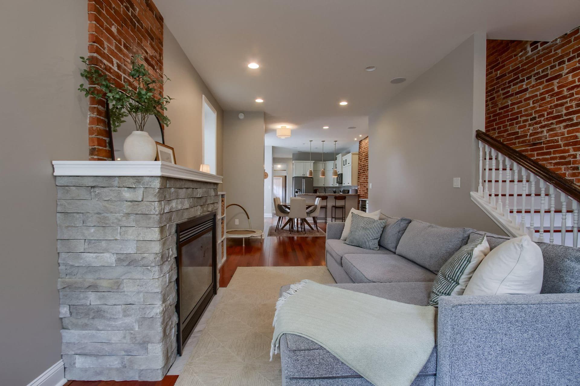 205 Harris Street photo 4