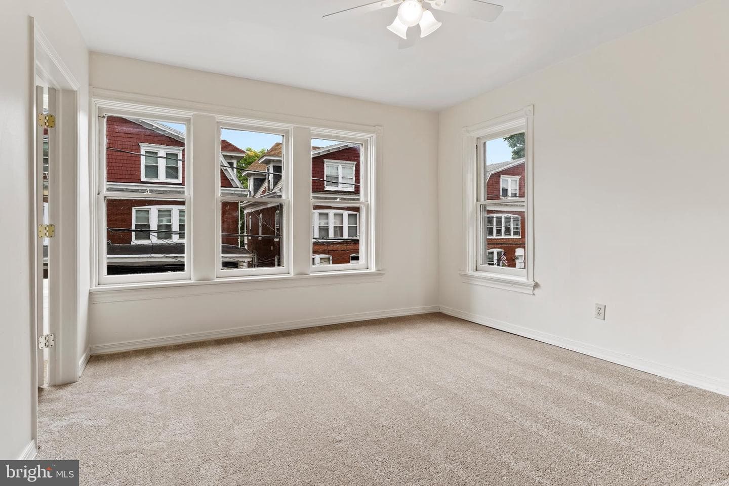 2213 Penn Street photo 15