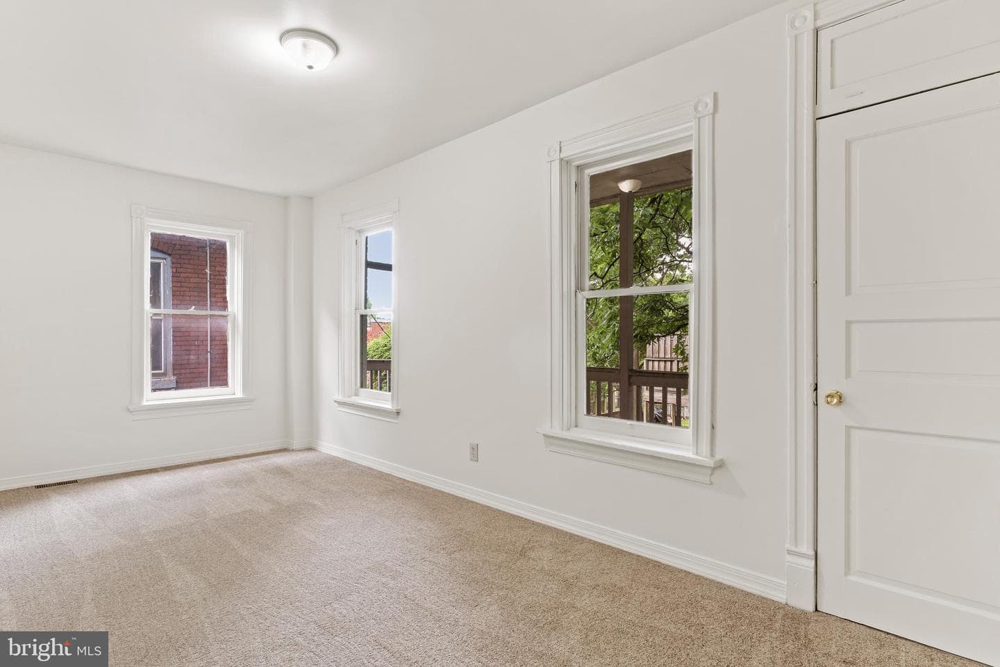 2213 Penn Street photo 16